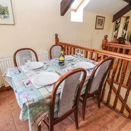 Nyaraló Bush Keisley